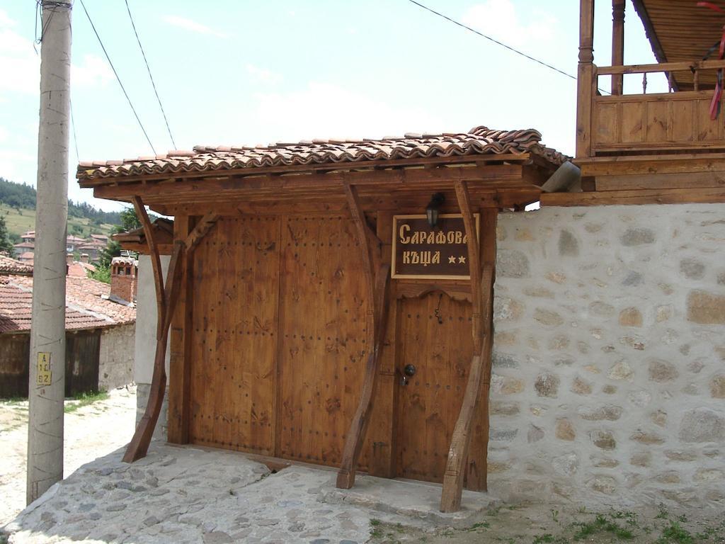 Sarafova Guest House Kopriwschtiza Exterior foto